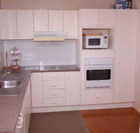 Bellhaven 2 17 Willow Street - Holiday Cairns