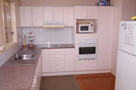 Bellhaven 2, 17 Willow Street - Holiday Cairns 0