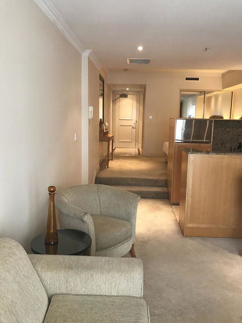 Wyndel Apartments Sydney CBD - Bond - Holiday Cairns 4