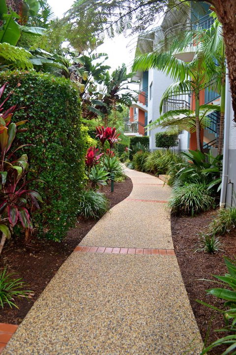 Flynns Beach Resort - Holiday Cairns 10