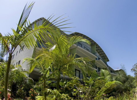 Flynns Beach Resort - Holiday Cairns 6