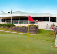 cluBarham Golf Resort - Holiday Cairns