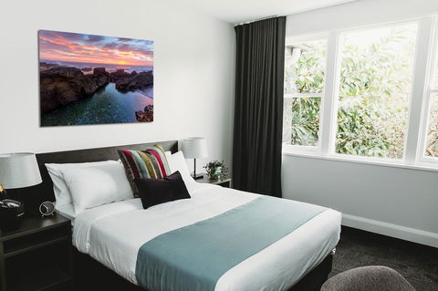 Coniston Hotel Wollongong - Holiday Cairns 1