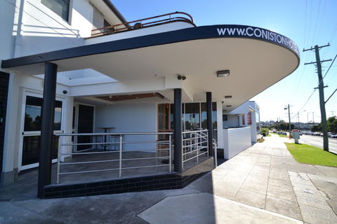 Coniston Hotel Wollongong - Holiday Cairns 6