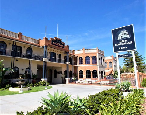 Albury Paddlesteamer Motel - Holiday Cairns 2