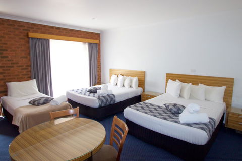 Albury Paddlesteamer Motel - Holiday Cairns 25