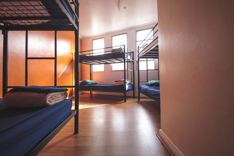 Mad Monkey Kings Cross - Holiday Cairns 15