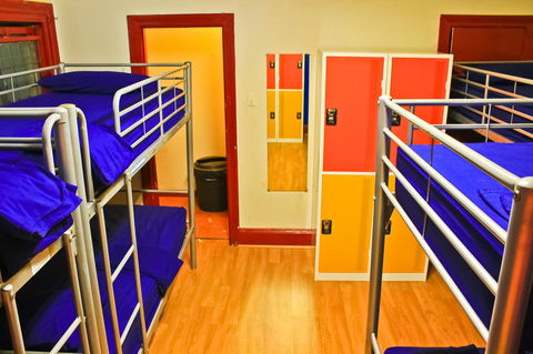 Mad Monkey Kings Cross - Holiday Cairns 24