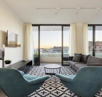 Botanik Apartment Hotel - Holiday Cairns