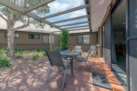 Condo 105 @ Horizons Golf Resort - Salamander Bay NSW - Holiday Cairns 15