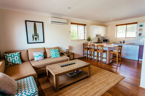 Sunbaker Pet Friendly Awards Finalist 4 Mins Walk To Culburra Beach - Holiday Cairns 1