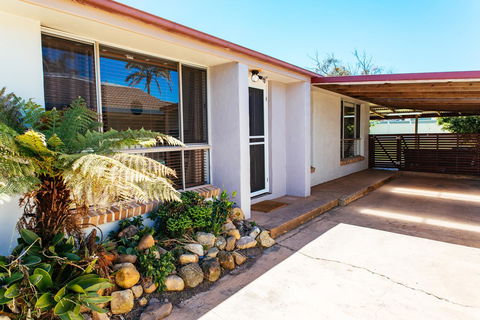 Sunbaker Pet Friendly Awards Finalist 4 Mins Walk To Culburra Beach - Holiday Cairns 34