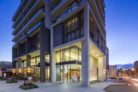 Novotel Newcastle Beach - Holiday Cairns 3