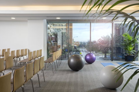 Novotel Newcastle Beach - Holiday Cairns 18