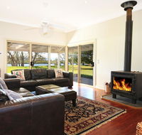 Terara Riverside Retreat - Holiday Cairns