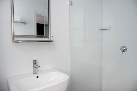 Perouse Randwick By Sydney Lodges - Holiday Cairns 1