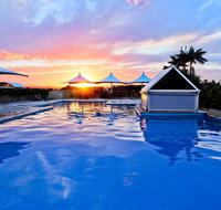 Oaks Waterfront Resort - Holiday Cairns