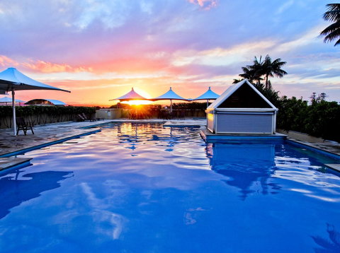 Oaks The Entrance Waterfront Suites - Holiday Cairns 0