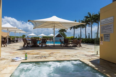 Oaks The Entrance Waterfront Suites - Holiday Cairns 20