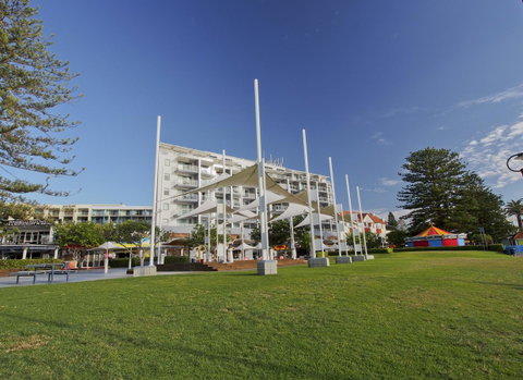 Oaks The Entrance Waterfront Suites - Holiday Cairns 22