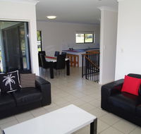 Breakaway 11 Scott Street - Holiday Cairns