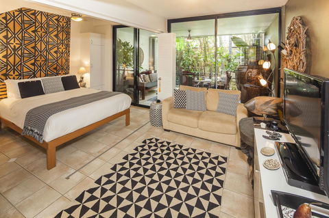 Julians Apartments - Holiday Cairns 34