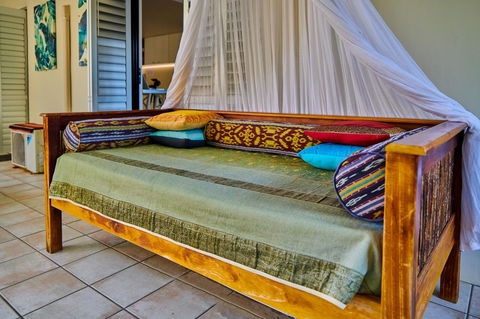 Julians Apartments - Holiday Cairns 41