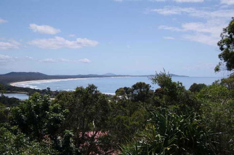Coastwatch, 26 Comara Terrace - Holiday Cairns 0