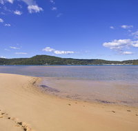 BookerBay Retreat - Holiday Cairns