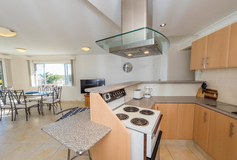 Ronald Avenue 1/65 - Shoal Bay - Holiday Cairns 6