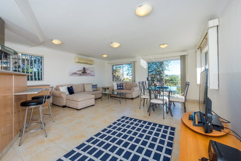Ronald Avenue 1/65 - Shoal Bay - Holiday Cairns 1