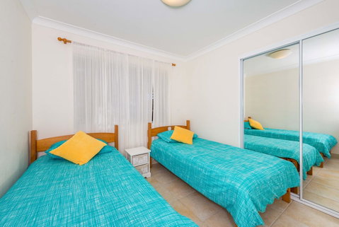 Ronald Avenue 1/65 - Shoal Bay - Holiday Cairns 8