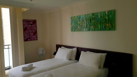 Liv Apartments Haymarket - Holiday Cairns 9