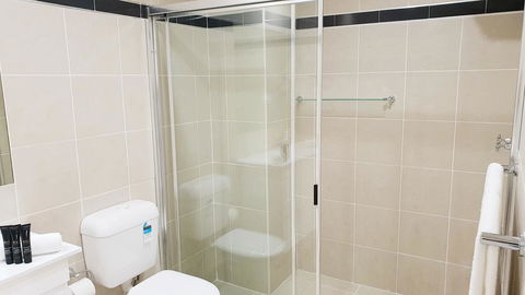 Liv Apartments Haymarket - Holiday Cairns 23
