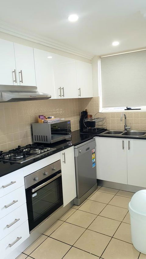 Liv Apartments Haymarket - Holiday Cairns 16