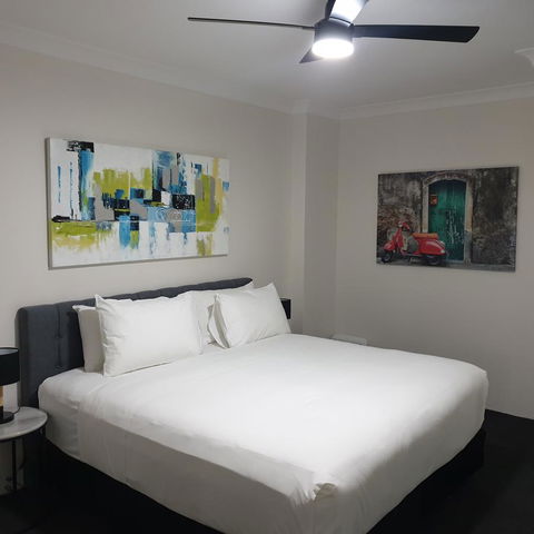 Liv Apartments Haymarket - Holiday Cairns 6
