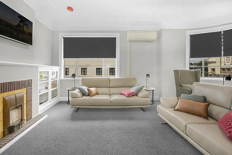 Horse And Jockey Hotel Homebush - Holiday Cairns 3