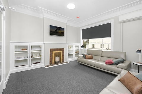 Horse And Jockey Hotel Homebush - Holiday Cairns 9