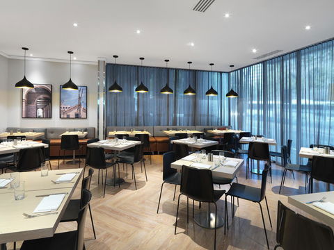 Novotel Sydney City Centre - Holiday Cairns 20