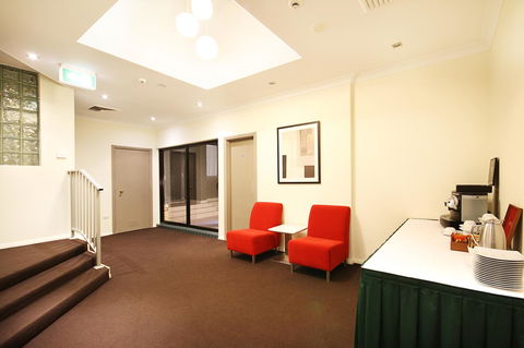 Central Studio Hotel Sydney - Holiday Cairns 23