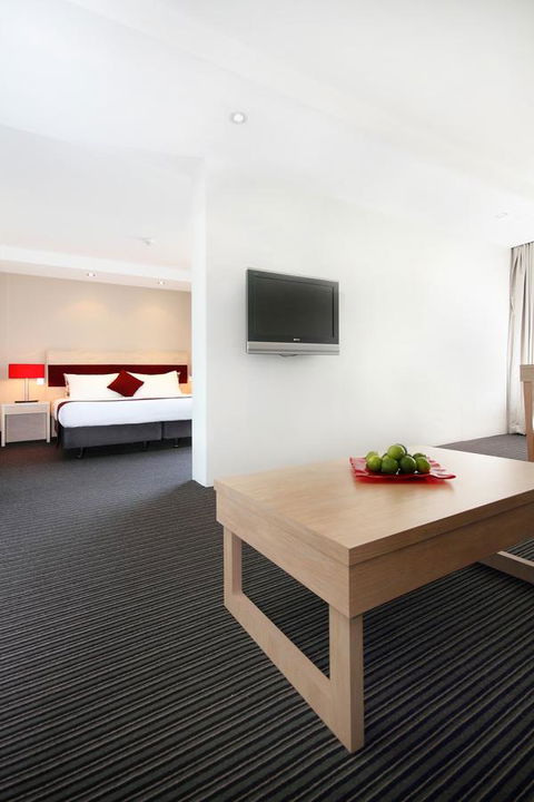 Central Studio Hotel Sydney - Holiday Cairns 13