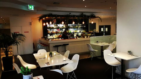 Central Studio Hotel Sydney - Holiday Cairns 24
