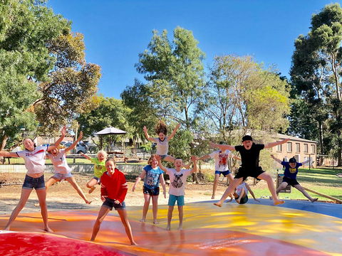 Corowa Bindaree Holiday Park - Holiday Cairns 4