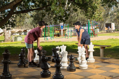 Corowa Bindaree Holiday Park - Holiday Cairns 14