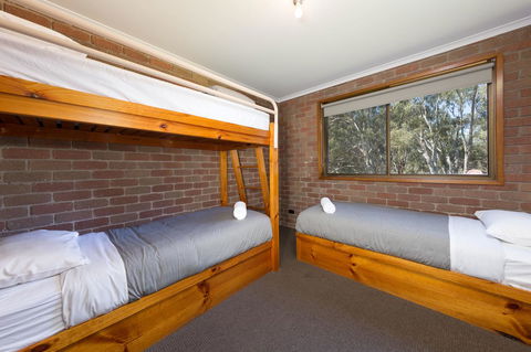 Corowa Bindaree Holiday Park - Holiday Cairns 13
