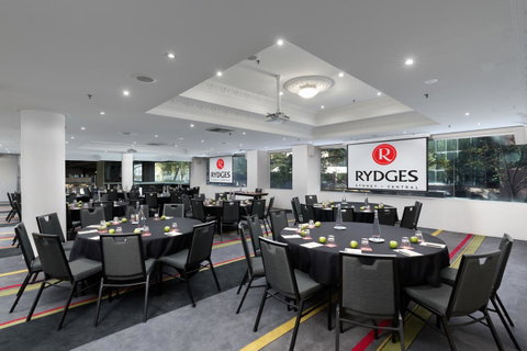 Rydges Sydney Central - Holiday Cairns 36