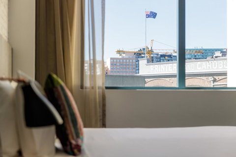 Rydges Sydney Central - Holiday Cairns 8