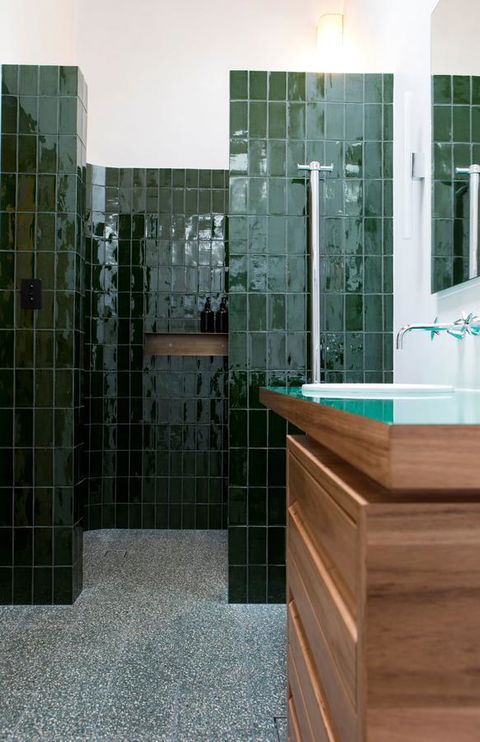Beach Hotel Resort - Holiday Cairns 20