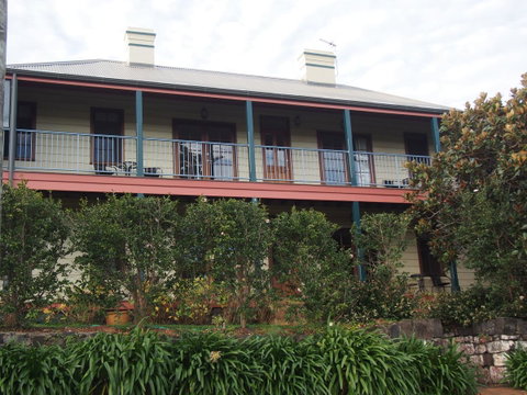 Bellevue Accommodation - Holiday Cairns 16