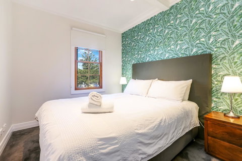 Bellevue Accommodation - Holiday Cairns 8